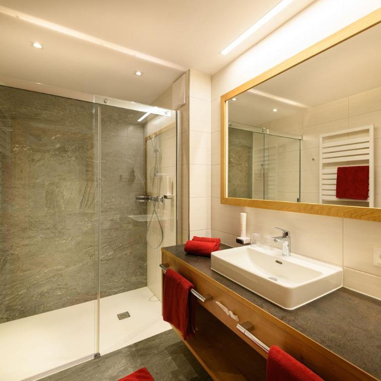 Appartement-Pension Kendlbacher - Deluxe Doppelzimmer mit Balkon - 6
