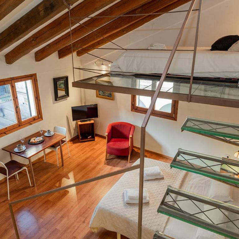 Ramón Llull House - Estudio Estándar - 1