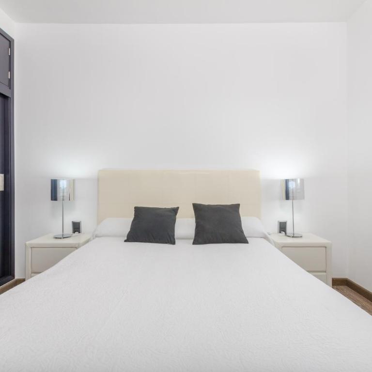 Boston - Two-Bedroom Apartment - 18