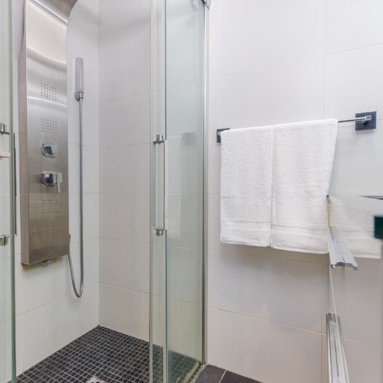 Boston - Two-Bedroom Apartment - 25