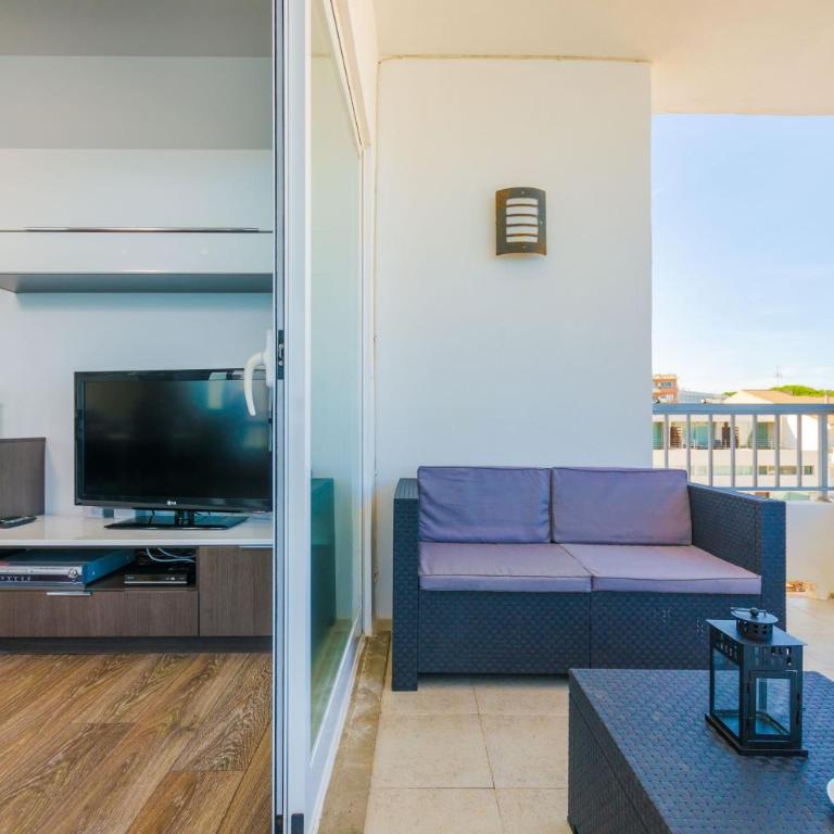 Boston - Two-Bedroom Apartment - 4
