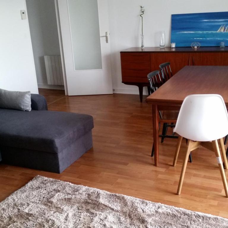 Très bel appartement centre ville 2 mn plages et marché - Apartment mit Terrasse - 2