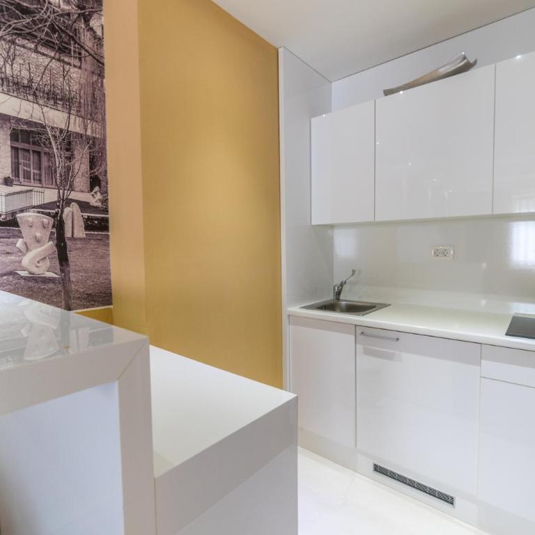 City Hotel Mostar - Presidential Suite - 17