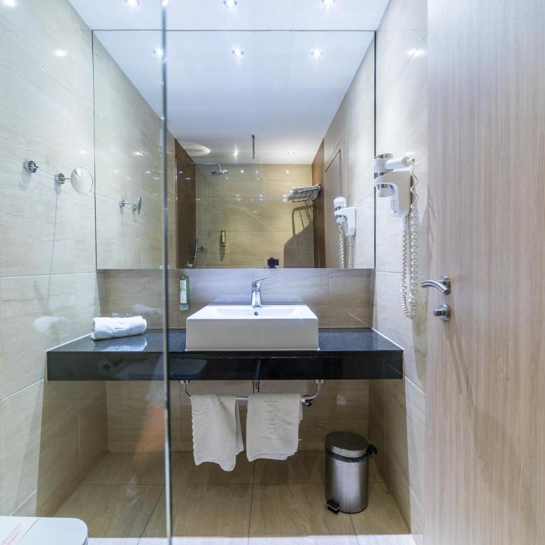 City Hotel Mostar - Double or Twin Room - 4