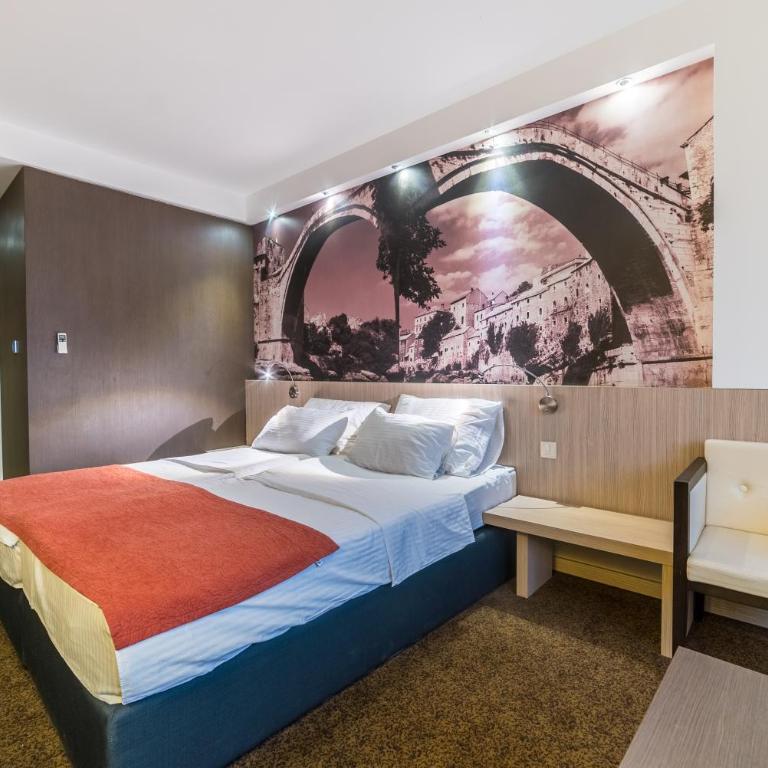 City Hotel Mostar - Double or Twin Room - 8