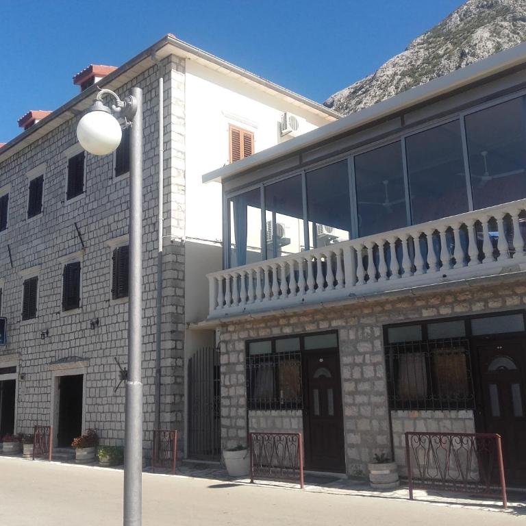 Garni hotel Pana-Eustahije 253 - Family Studio - 12
