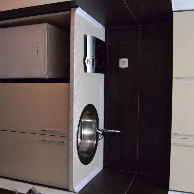 Apartments Atlantis - Studio with Balcony and Sea View (4 Adults) - 12