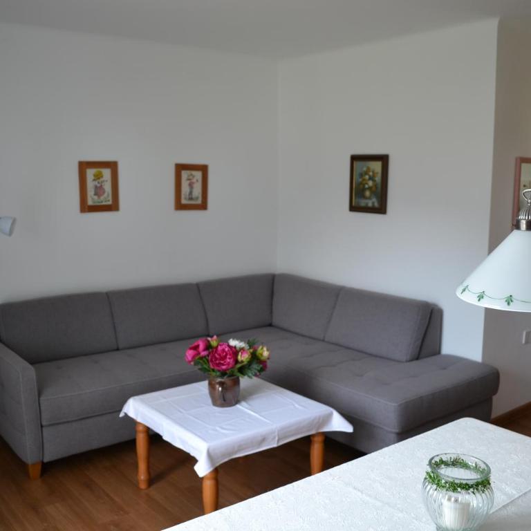 Appartements Ferienwohnungen Alpenblick - Apartment mit 1 Schlafzimmer und Balkon - 4