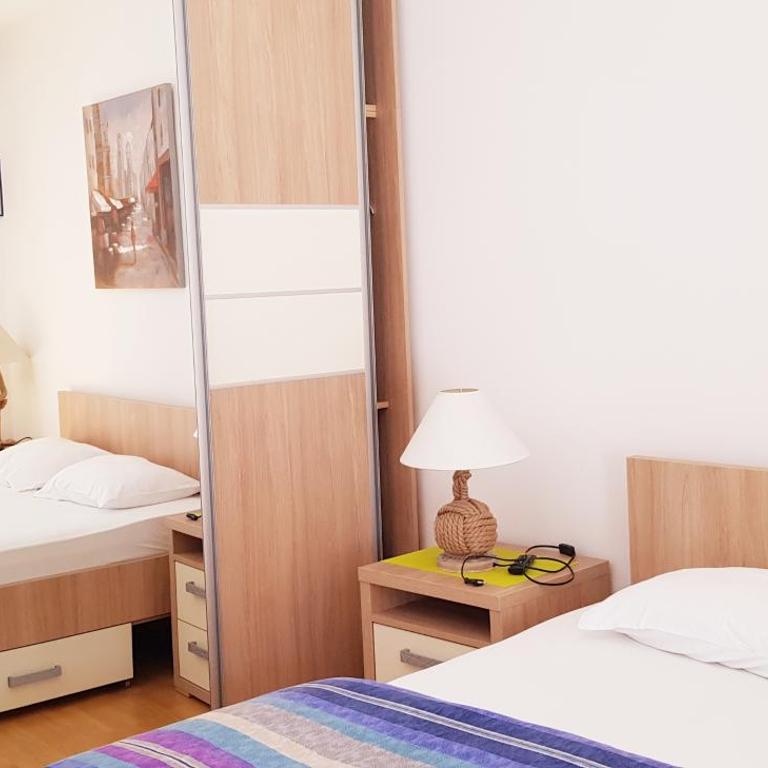 Pjerotic Apartment - Apartman sa 2 Spavaće Sobe - 2