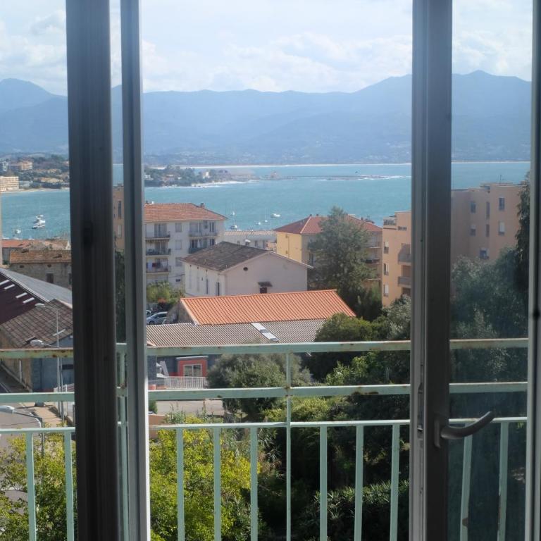 LA TERRASSE DE SAINT-JEAN - Appartement - 13