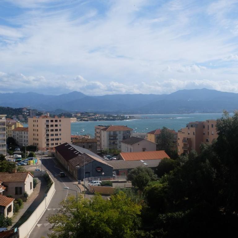 LA TERRASSE DE SAINT-JEAN - Appartement - 16