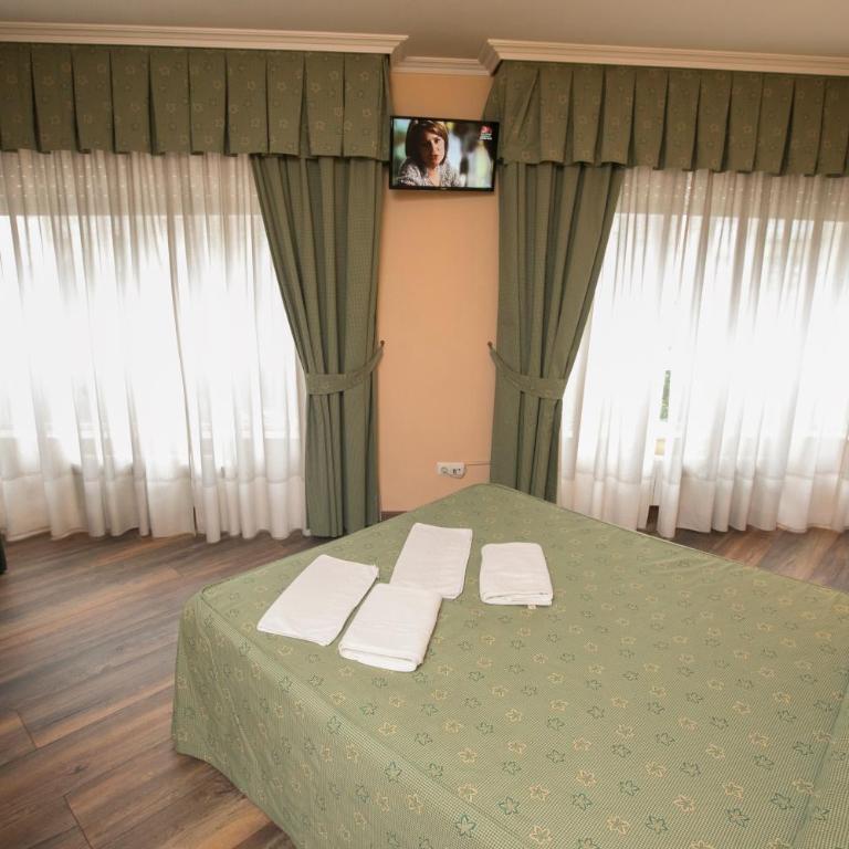 Hotel PAYRO - Double Room - 4