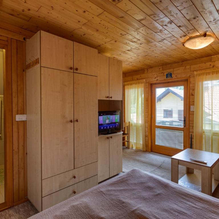 Brvnara i Apart Zlatiborski Mir - Studio sa Pogledom na Planinu - 8