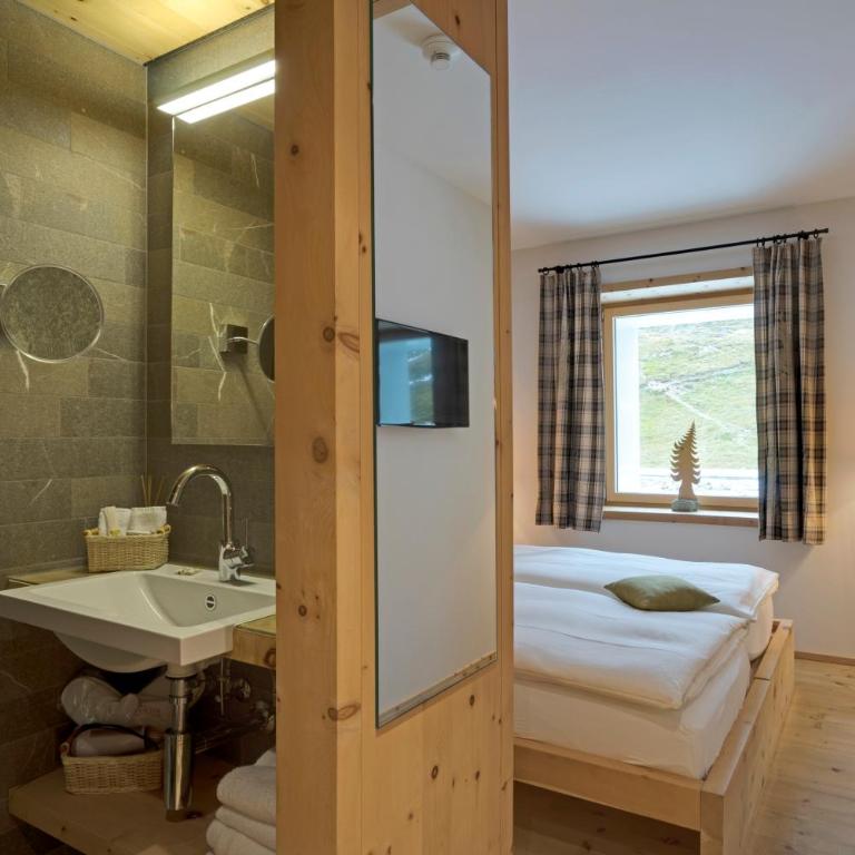 Romantik Hotel Muottas Muragl - Standard Doppelzimmer - 3