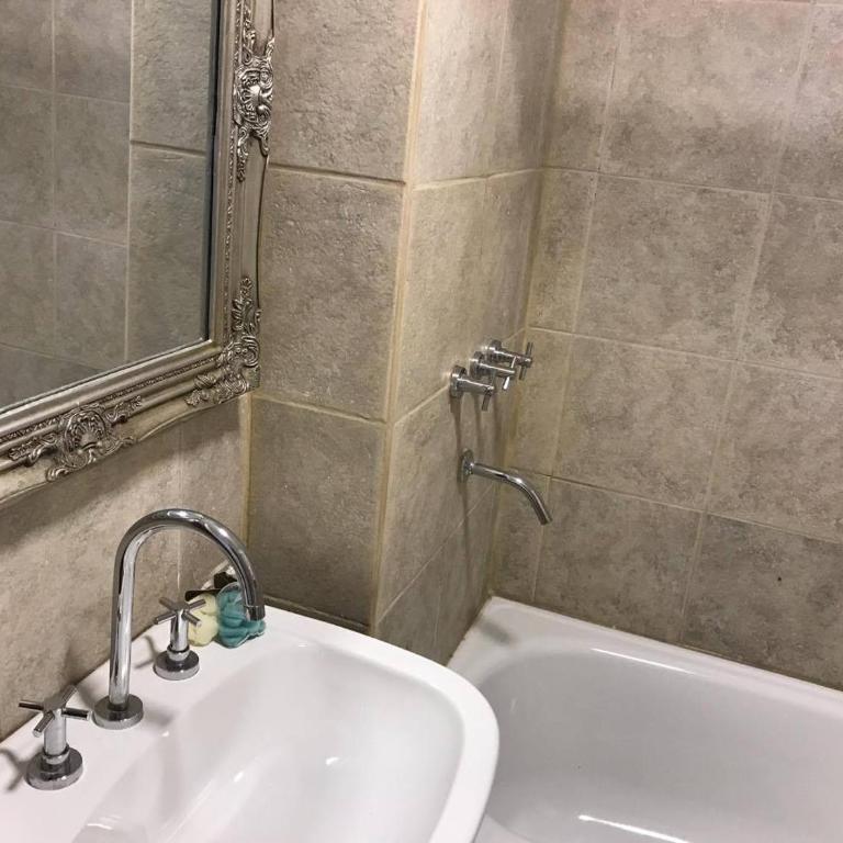 Temporario en Nueva Córdoba - Apartamento con balcón - 10