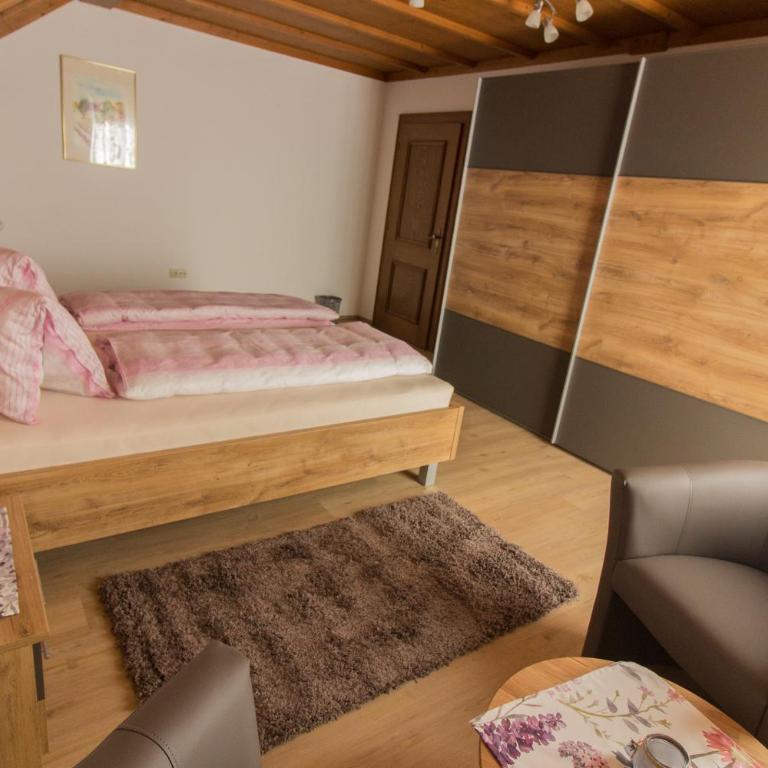 Ferienwohnung Claudia - Apartment mit Blick auf die Berge - 8