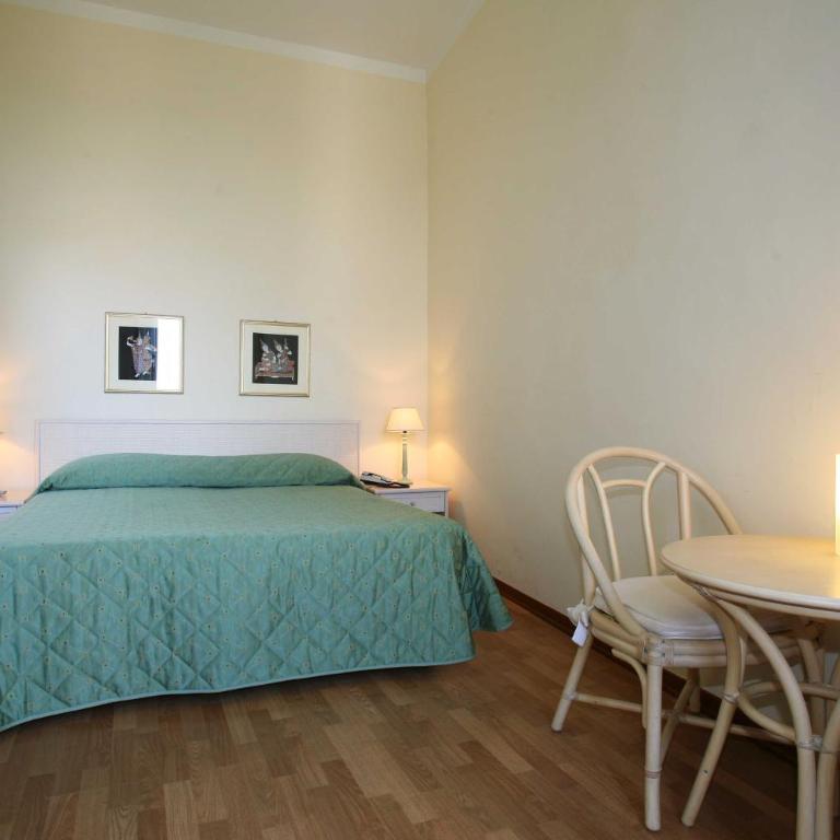Hotel Duomo - Camera Tripla - 5