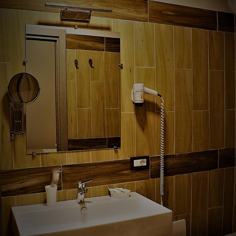 B&B Da Maria - Superior Triple Room - 10