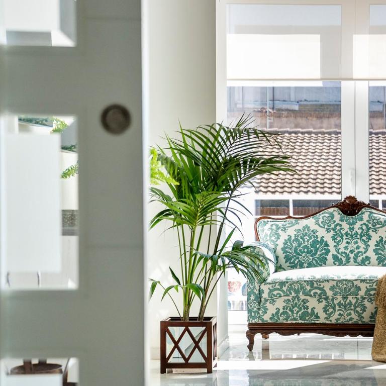 Genteel Home Recogidas - Three-Bedroom Apartment - 3