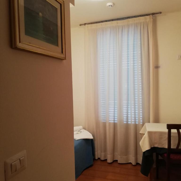 Hotel Canada - Camera Singola - 2