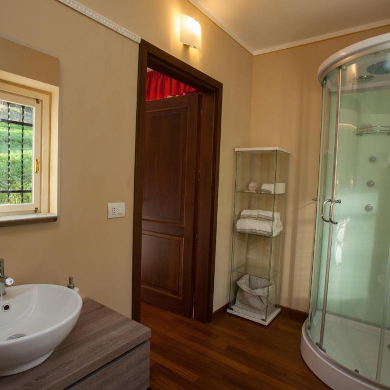 B&B Casa dell'Orso - Chambre Lit King-Size - Vue sur Montagne - 9