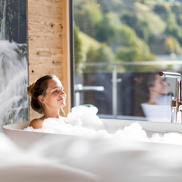 Post Hotel Paznaun - Deluxe Doppelzimmer mit Bad - 5