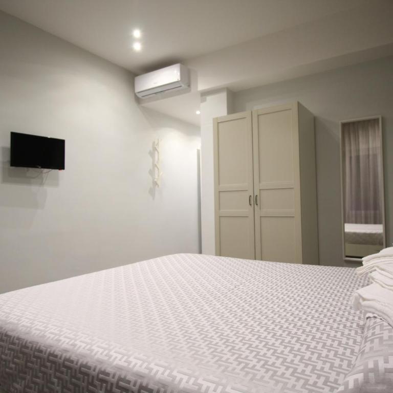 Recia Room - Camera Matrimoniale con Bagno Privato - 7