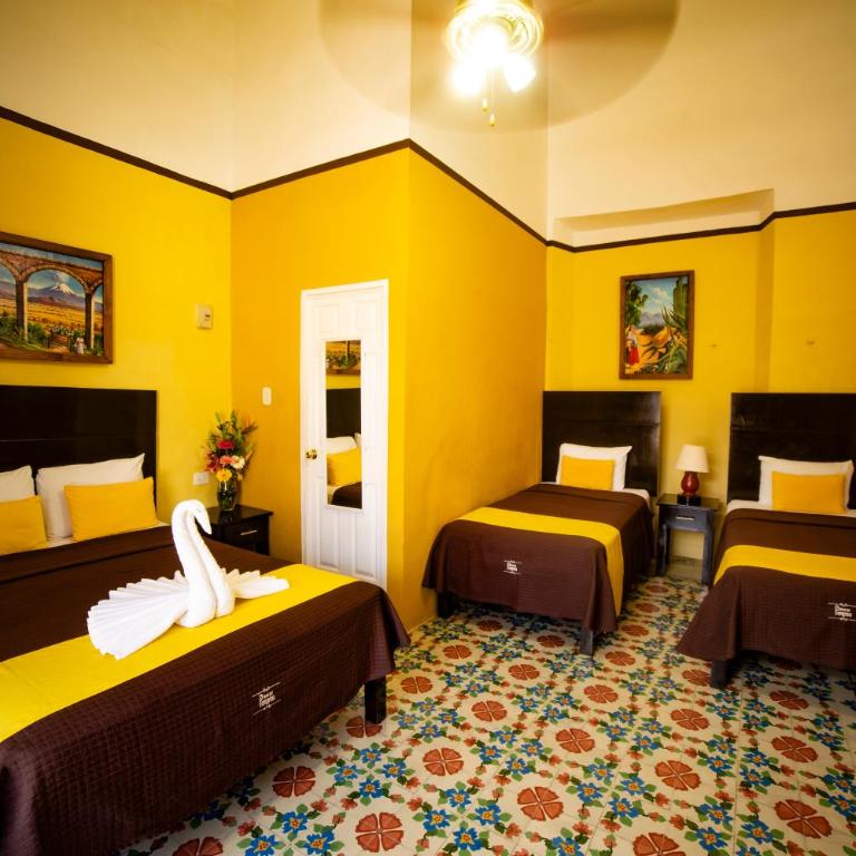 Hotel del Peregrino Boutique Hotel - Deluxe Triple Room - 1