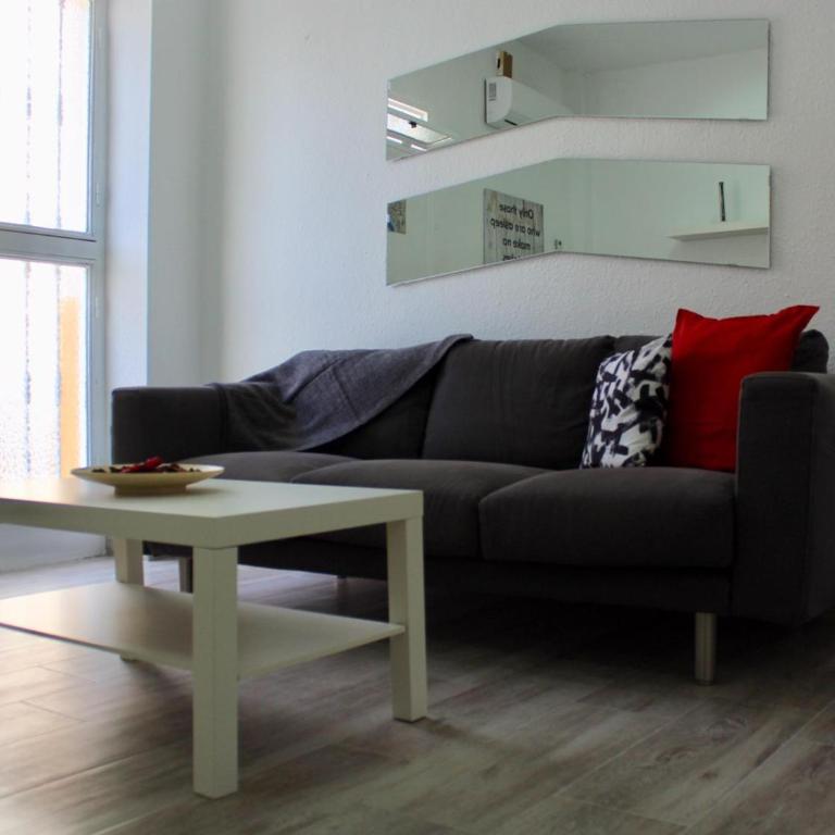 Maravilloso y céntrico en Málaga - Two-Bedroom Apartment - 7