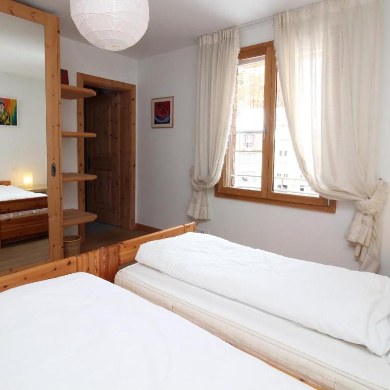 Chalavus - Apartment mit Blick auf die Berge - 9