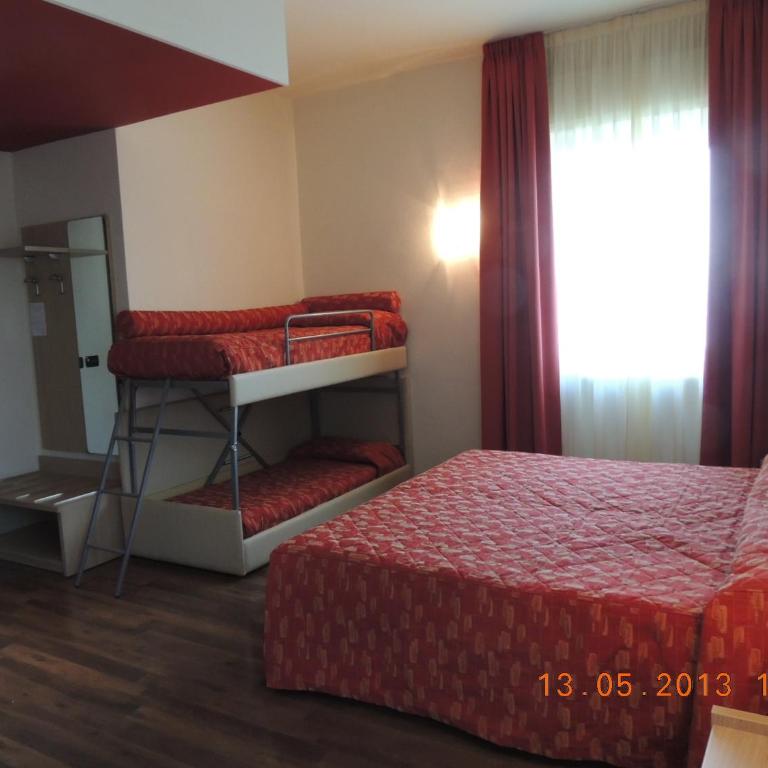 Hotel Gasparina - Camera Quadrupla - 2
