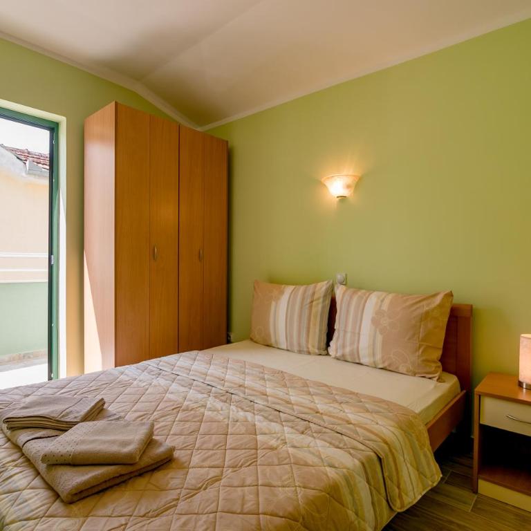 Apartmani Amor - One-Bedroom Apartment - 5