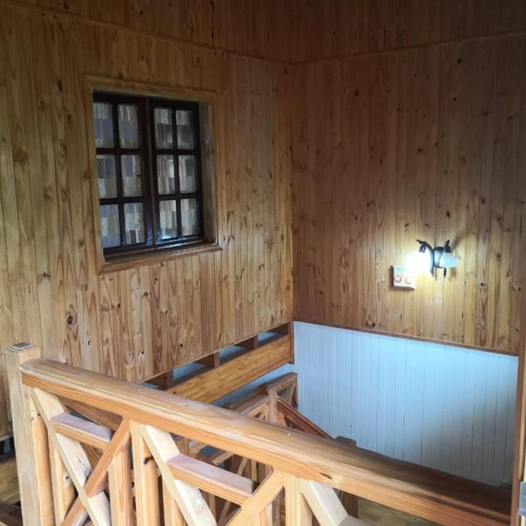 Palo Rosa Lodge - Family Room - 5