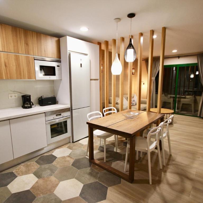 Calle Buenavista 1, esquina boulevar Timón. - Apartamento - 17