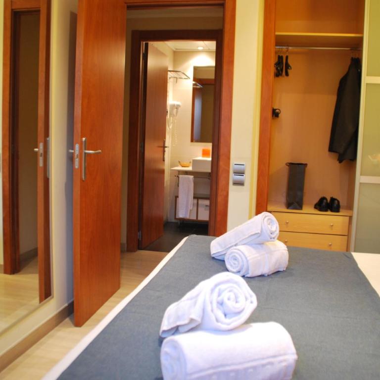 Apartaments Aragó565 - Two-Bedroom Apartment (3 Adults) - 8