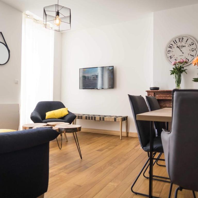 Résidence le XV - Appartamento con 2 Camere da Letto - 1