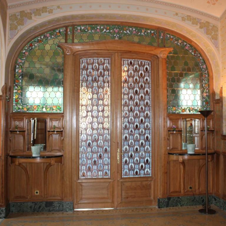 BedinReims "burgundy bottle" 110m2 Exceptional, 4 chambres doubles, 2 bain, free park & wifi, tout équipé - Appartamento - 61