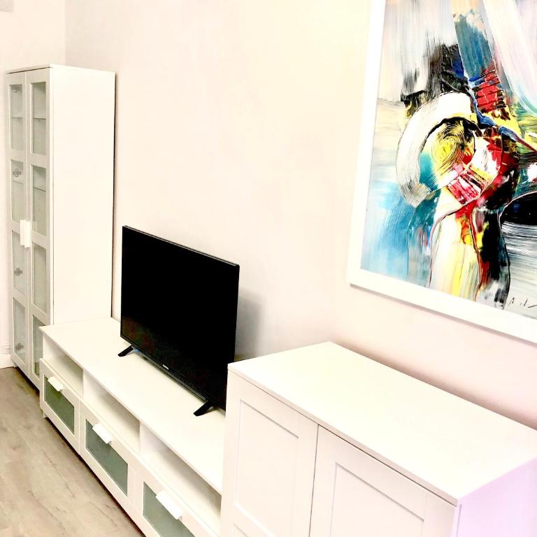 W W W GoyaHospitales es Bajo B - Apartamento - Planta baja - 5