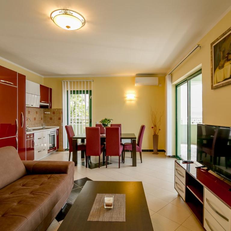 Apartmani Amor - Two-Bedroom Apartment - 21