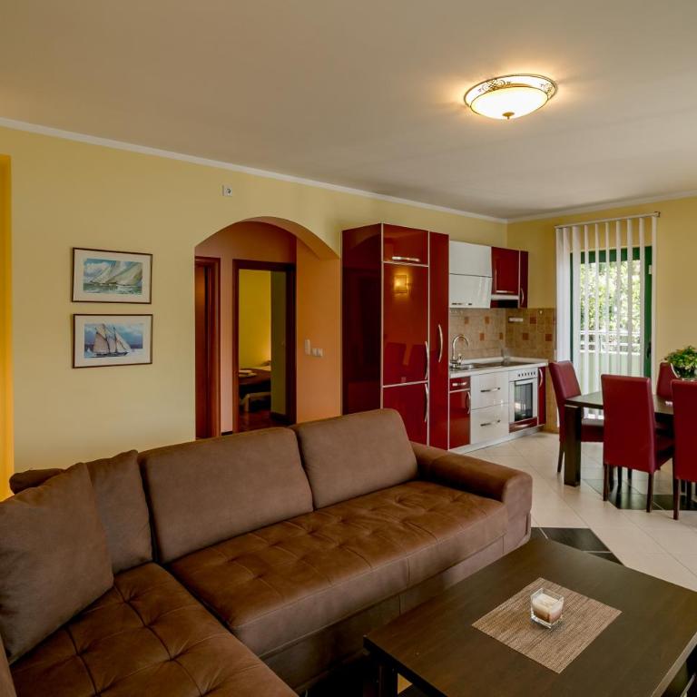 Apartmani Amor - Two-Bedroom Apartment - 5