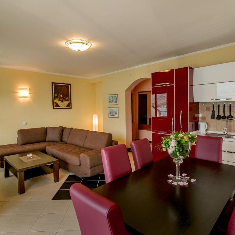 Apartmani Amor - Two-Bedroom Apartment - 6