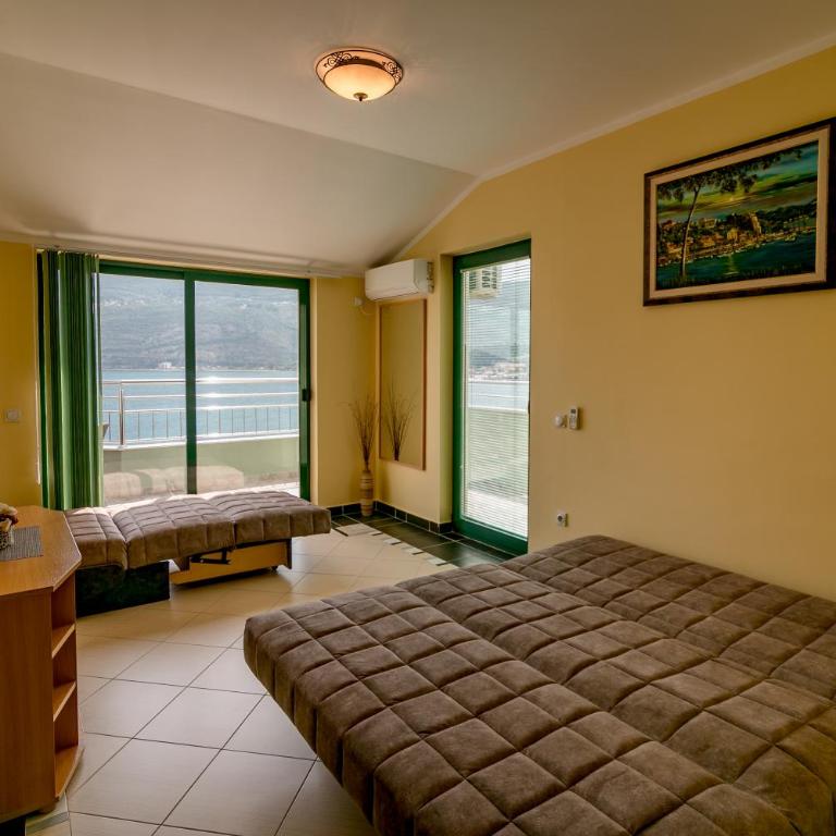 Apartmani Amor - Apartment with Sea View - 15