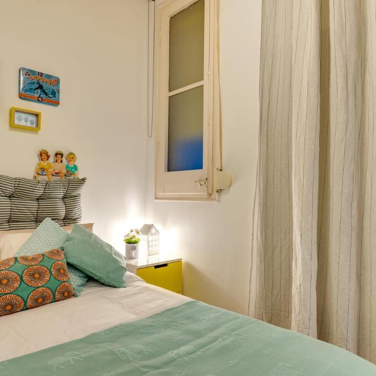 Charming & Convenient Apartment Near Plaza Espanya - Two-Bedroom Apartment - 23