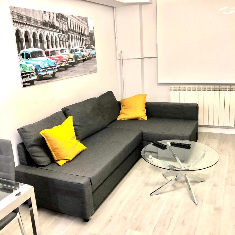 W W W GoyaHospitales es Bajo B - Apartamento - Planta baja - 4