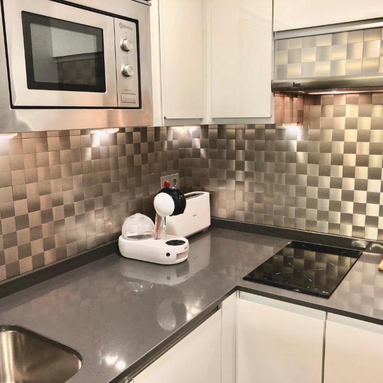 W W W GoyaHospitales es Bajo B - Apartamento - Planta baja - 7