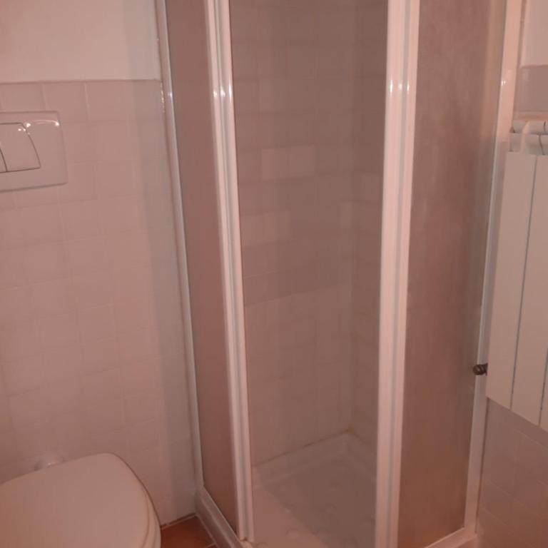 Affitta camere San Miniato - Camera Quadrupla con Bagno Privato - 5