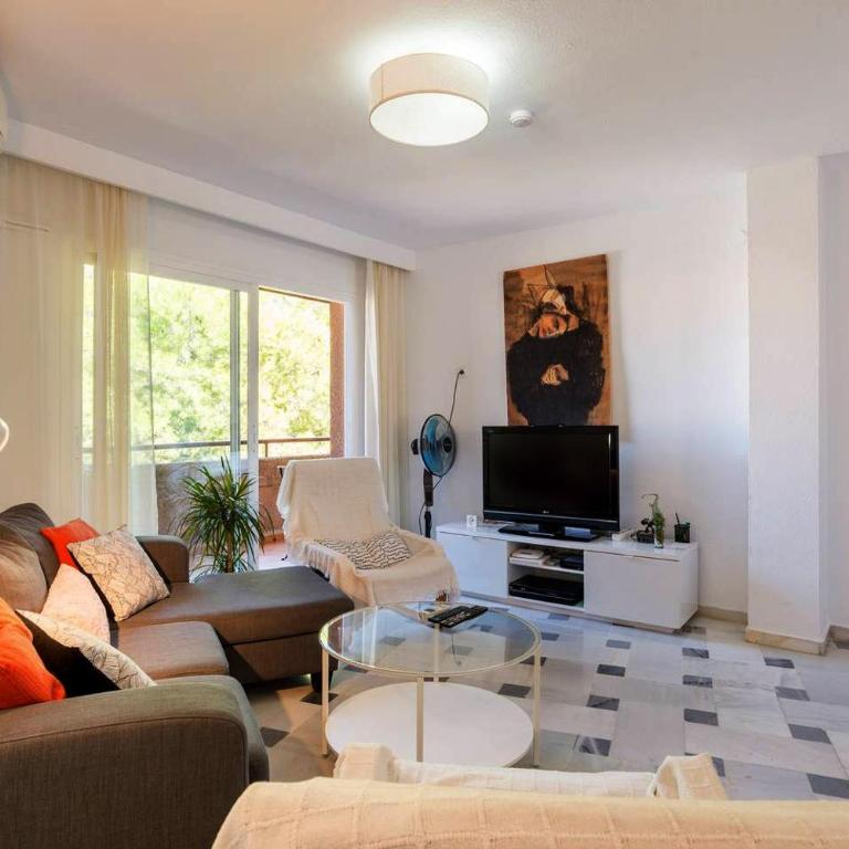 Apartamento con parking gratuito - Apartment - 1