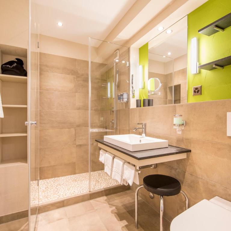 Belvedere Swiss Quality Hotel - Classic Doppel- oder Zweibettzimmer mit Gartenblick und Klimaanlage - 4