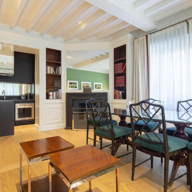 Villoresi Mansion - Two-Bedroom Apartment - 3