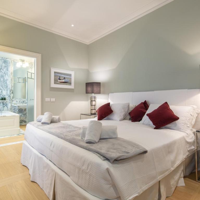 Villoresi Mansion - Two-Bedroom Apartment - 1